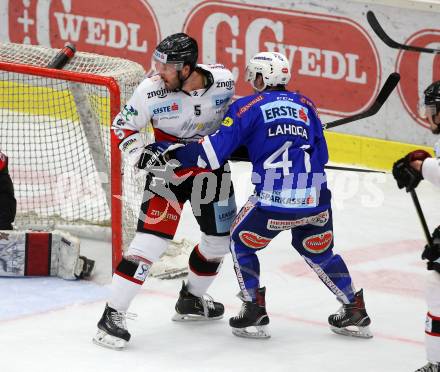 EBEL. Eishockey Bundesliga. EC VSV gegen HC Orli Znojmo. 	Lahoda Alexander (VSV), Vainonen Mikko (Znojmo). Villach, am 8.3.2019.
Foto: Kuess 


---
pressefotos, pressefotografie, kuess, qs, qspictures, sport, bild, bilder, bilddatenbank