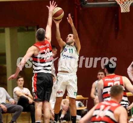 Basketball 2. Bundesliga. Grunddurchgang 22. Runde. KOS Celovec gegen   	Panaceo Raiders Villach. Toman Feinig (KOS), Ales Primc (Villach). Klagenfurt, am 9.3.2019.
Foto: Kuess
---
pressefotos, pressefotografie, kuess, qs, qspictures, sport, bild, bilder, bilddatenbank