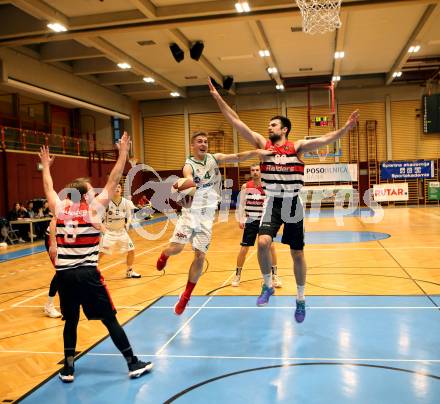 Basketball 2. Bundesliga. Grunddurchgang 22. Runde. KOS Celovec gegen   	Panaceo Raiders Villach. Jan Razdevsek (KOS), Antonio Boban (Villach). Klagenfurt, am 9.3.2019.
Foto: Kuess
---
pressefotos, pressefotografie, kuess, qs, qspictures, sport, bild, bilder, bilddatenbank