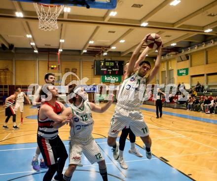 Basketball 2. Bundesliga. Grunddurchgang 22. Runde. KOS Celovec gegen   	Panaceo Raiders Villach. Toman Feinig, Christian Erschen (KOS), Sebastian Huber (Villach). Klagenfurt, am 9.3.2019.
Foto: Kuess
---
pressefotos, pressefotografie, kuess, qs, qspictures, sport, bild, bilder, bilddatenbank
