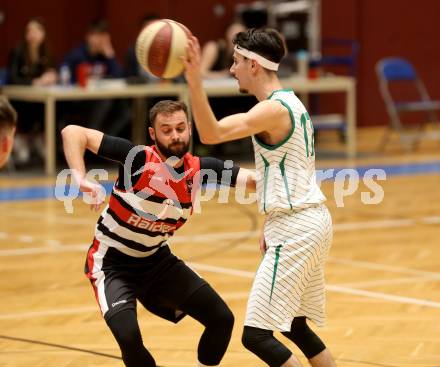 Basketball 2. Bundesliga. Grunddurchgang 22. Runde. KOS Celovec gegen   	Panaceo Raiders Villach. Volkan Oezdemir (KOS), Marko Jelica (Villach). Klagenfurt, am 9.3.2019.
Foto: Kuess
---
pressefotos, pressefotografie, kuess, qs, qspictures, sport, bild, bilder, bilddatenbank