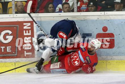 EBEL. Eishockey Bundesliga. KAC gegen	Fehervar AV 19. Martin Schumnig,  (KAC),  Krisztian Szabo (Fehervar AV 19). Klagenfurt, am 10.3.2019.
Foto: Kuess

---
pressefotos, pressefotografie, kuess, qs, qspictures, sport, bild, bilder, bilddatenbank