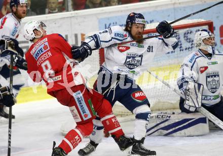EBEL. Eishockey Bundesliga. KAC gegen	Fehervar AV 19. Nicholas ERic Petersen,  (KAC), Tuomas Vaenttinen (Fehervar AV 19). Klagenfurt, am 10.3.2019.
Foto: Kuess

---
pressefotos, pressefotografie, kuess, qs, qspictures, sport, bild, bilder, bilddatenbank