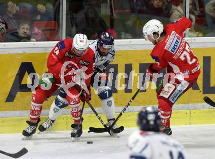 EBEL. Eishockey Bundesliga. KAC gegen	Fehervar AV 19. Steven Strong, Thomas Hundertpfund,  (KAC), Zack Phillips (Fehervar AV 19). Klagenfurt, am 10.3.2019.
Foto: Kuess

---
pressefotos, pressefotografie, kuess, qs, qspictures, sport, bild, bilder, bilddatenbank