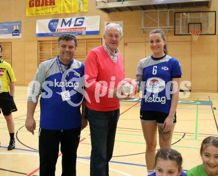 Handball Damen. SC kelag Ferlach/Feldkirchen gegen Union APG Korneuburg Handball Damen. Wolfgang Buchbauer, Rudolf Schober, KAVALAR Anna-Maria (Ferlach),  (Korneuburg). Ferlach, 2.3.2019.
Foto: Kuess
---
pressefotos, pressefotografie, kuess, qs, qspictures, sport, bild, bilder, bilddatenbank