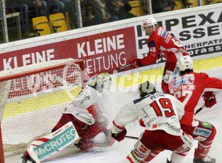 EBEL. Eishockey Bundesliga. KAC gegen	HCB Suedtirol Alperia.  Bischofberger Johannes (KAC), Smith Jacob Wesley (Bozen). Klagenfurt, am 13.3.2019.
Foto: Kuess

---
pressefotos, pressefotografie, kuess, qs, qspictures, sport, bild, bilder, bilddatenbank