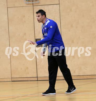 Handball Damen. SC kelag Ferlach/Feldkirchen gegen Union APG Korneuburg Handball Damen. Trainer Miro Barisic (Ferlach). Ferlach, 2.3.2019.
Foto: Kuess
---
pressefotos, pressefotografie, kuess, qs, qspictures, sport, bild, bilder, bilddatenbank