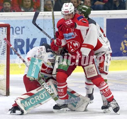 EBEL. Eishockey Bundesliga. KAC gegen	HCB Suedtirol Alperia. Thomas Hundertpfund (KAC), Jacob Wesley Smith (Bozen). Klagenfurt, am 17.3.2019.
Foto: Kuess

---
pressefotos, pressefotografie, kuess, qs, qspictures, sport, bild, bilder, bilddatenbank