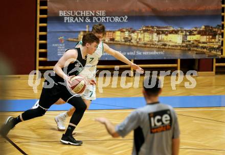 Basketball 2. Bundesliga. Play Down 1. Runde. KOS Celovec gegen   	Deutsch Wagram Alligators. Valentin Pasterk (KOS),  Jan Paul Kvasnicka (Deutsch Wagram). Klagenfurt, am 16.3.2019.
Foto: Kuess
---
pressefotos, pressefotografie, kuess, qs, qspictures, sport, bild, bilder, bilddatenbank