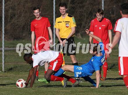 Fussball Kaerntner Liga. Woelfnitz gegen Bleiburg. Kevin Mpaka,  (Woelfnitz),  Mathias Huber (Bleiburg). Woelfnitz, am 23.3.2019.
Foto: Kuess
---
pressefotos, pressefotografie, kuess, qs, qspictures, sport, bild, bilder, bilddatenbank