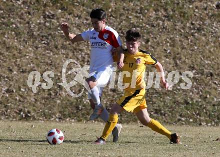 Fussball Kaerntner Liga. Maria Saal gegen KAC 1909.  Arnel Mulahalilovic,  (Maria Saal), Florian Richard Peterl (KAC). Maria Saal, am 23.3.2019.
Foto: Kuess
---
pressefotos, pressefotografie, kuess, qs, qspictures, sport, bild, bilder, bilddatenbank