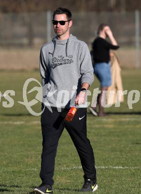 Fussball Kaerntner Liga. Woelfnitz gegen Bleiburg. Trainer Mario Andreas Petschnig (Bleiburg). Woelfnitz, am 23.3.2019.
Foto: Kuess
---
pressefotos, pressefotografie, kuess, qs, qspictures, sport, bild, bilder, bilddatenbank