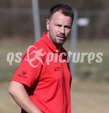 Fussball Kaerntner Liga. Maria Saal gegen KAC 1909.  Trainer Stefan Friessnegger  (KAC). Maria Saal, am 23.3.2019.
Foto: Kuess
---
pressefotos, pressefotografie, kuess, qs, qspictures, sport, bild, bilder, bilddatenbank