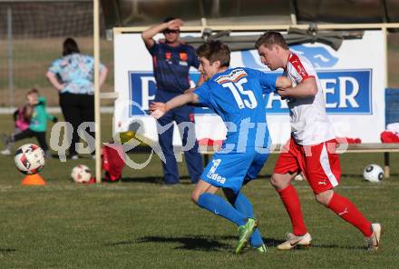 Fussball Kaerntner Liga. Woelfnitz gegen Bleiburg.  Daniel Wernig, (Woelfnitz),  Mathias Huber (Bleiburg). Woelfnitz, am 23.3.2019.
Foto: Kuess
---
pressefotos, pressefotografie, kuess, qs, qspictures, sport, bild, bilder, bilddatenbank