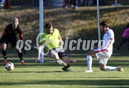 Fussball. Kaerntner Liga. ATUS Ferlach gegen Lind. Jakob Orgonyi, Marco Ebner, (Ferlach), Paul Mayerhofer  (Lind). Ferlach, am 30.3.2019.
Foto: Kuess
---
pressefotos, pressefotografie, kuess, qs, qspictures, sport, bild, bilder, bilddatenbank