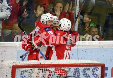 EBEL. Eishockey Bundesliga. KAC gegen	Moser Medical Graz99ers. Torjubel Andrew Jacob Kozek, Matthew Neal, Thomas Koch (KAC). Klagenfurt, am 5.4.2019.
Foto: Kuess

---
pressefotos, pressefotografie, kuess, qs, qspictures, sport, bild, bilder, bilddatenbank