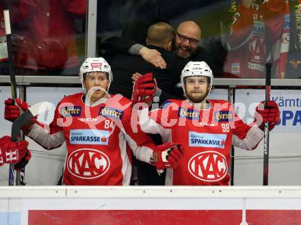 EBEL. Eishockey Bundesliga. KAC gegen	Moser Medical Graz99ers. Jubel Trainer Petri Matikainen, Co-Trainer Jarno Mensonen, Ramon Schnetzer, Daniel Obersteiner (KAC). Klagenfurt, am 5.4.2019.
Foto: Kuess

---
pressefotos, pressefotografie, kuess, qs, qspictures, sport, bild, bilder, bilddatenbank