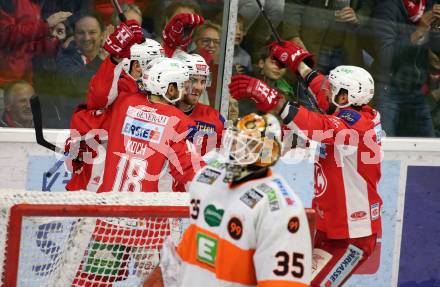 EBEL. Eishockey Bundesliga. KAC gegen	Moser Medical Graz99ers. Torjubel Andrew Jacob Kozek, Matthew Neal, Thomas Koch, David Joseph Fischer (KAC). Klagenfurt, am 5.4.2019.
Foto: Kuess

---
pressefotos, pressefotografie, kuess, qs, qspictures, sport, bild, bilder, bilddatenbank