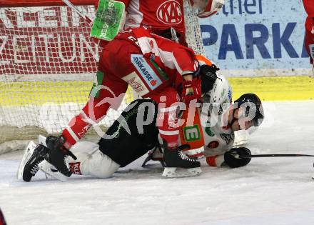EBEL. Eishockey Bundesliga. KAC gegen	Moser Medical Graz99ers.  Steven Strong,  (KAC), Ty Loney (Graz). Klagenfurt, am 5.4.2019.
Foto: Kuess

---
pressefotos, pressefotografie, kuess, qs, qspictures, sport, bild, bilder, bilddatenbank