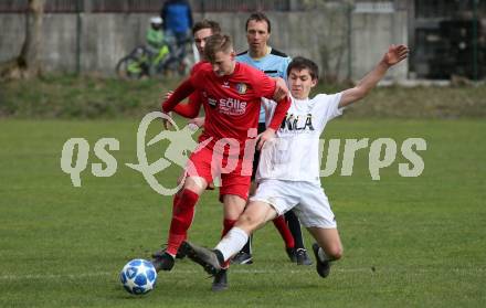 Fussball 1. Klasse A. Doelsach gegen Hermagor. Philipp Hochegger,  (Doelsach), Jan Logar (Hermagor). Doelsach, am 6.4.2019.
Foto: Kuess
---
pressefotos, pressefotografie, kuess, qs, qspictures, sport, bild, bilder, bilddatenbank