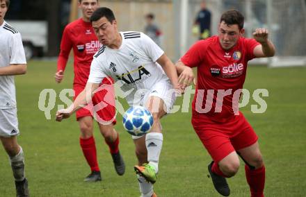 Fussball 1. Klasse A. Doelsach gegen Hermagor. Akim Stahl,  (Doelsach),  Gabriel Wassermann (Hermagor). Doelsach, am 6.4.2019.
Foto: Kuess
---
pressefotos, pressefotografie, kuess, qs, qspictures, sport, bild, bilder, bilddatenbank