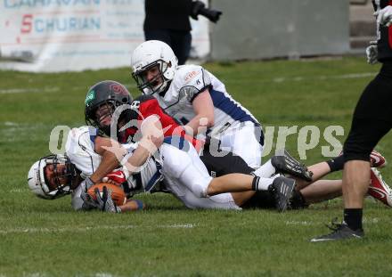 American Football. AFL Division I. Carinthian Lions	gegen Cineplexx Blue Devils. Nikolaus Rabitsch,  (Carinthian Lions), Fabio DiRosa, Thomas Ulgrisch (Blue Devils). Klagenfurt, am 7.4.2019.
Foto: Kuess 
---
pressefotos, pressefotografie, kuess, qs, qspictures, sport, bild, bilder, bilddatenbank