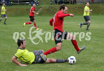 Fussball. Kaerntner Liga. Lind gegen SK Maria Saal.  Alexander Preissl (Lind),  Bernhard Walzl (SK Maria Saal). Bleiburg, 13.4.2019.
Foto: Kuess 
---
pressefotos, pressefotografie, kuess, qs, qspictures, sport, bild, bilder, bilddatenbank