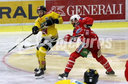 EBEL. Eishockey Bundesliga. KAC gegen	spusu Vienna Capitals.  David Joseph Fischer,  (KAC),  Peter Schneider (Vienna Capitals). Klagenfurt, am 16.4.2019.
Foto: Kuess

---
pressefotos, pressefotografie, kuess, qs, qspictures, sport, bild, bilder, bilddatenbank