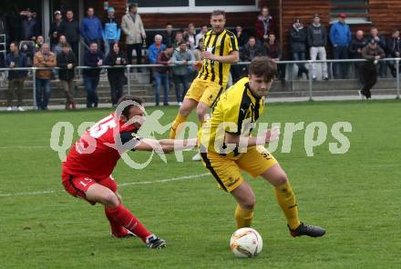 Fussball 1. KLasse B. Admira Villach gegen Rothenthurn.  Christoph Stattmann,  (Admira Villach),  Fabio Norbert Daxer (Rothethurn). Villach, am 13.4.2019.
Foto: Kuess
---
pressefotos, pressefotografie, kuess, qs, qspictures, sport, bild, bilder, bilddatenbank