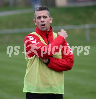 Fussball 1. KLasse B. Admira Villach gegen Rothenthurn.  Trainer Christian Rauter (Admira Villach). Villach, am 13.4.2019.
Foto: Kuess
---
pressefotos, pressefotografie, kuess, qs, qspictures, sport, bild, bilder, bilddatenbank