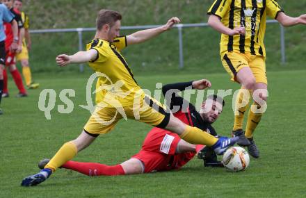 Fussball 1. KLasse B. Admira Villach gegen Rothenthurn.  Mario Dolinar,  (Admira Villach),  Christof Piwonka (Rothethurn). Villach, am 13.4.2019.
Foto: Kuess
---
pressefotos, pressefotografie, kuess, qs, qspictures, sport, bild, bilder, bilddatenbank