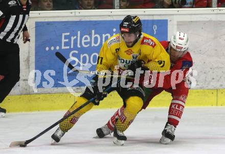 EBEL. Eishockey Bundesliga. KAC gegen	spusu Vienna Capitals. Thomas Hundertpfund,  (KAC), Taylor Vause (Vienna Capitals). Klagenfurt, am 16.4.2019.
Foto: Kuess

---
pressefotos, pressefotografie, kuess, qs, qspictures, sport, bild, bilder, bilddatenbank