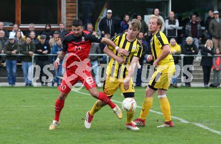 Fussball 1. KLasse B. Admira Villach gegen Rothenthurn.  Sandro Michael Ebner, (Admira Villach),   Thomas Walker, Georg Wegscheider (Rothethurn). Villach, am 13.4.2019.
Foto: Kuess
---
pressefotos, pressefotografie, kuess, qs, qspictures, sport, bild, bilder, bilddatenbank