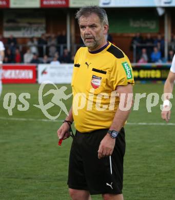Fussball Kaerntner Liga. SAK gegen ATUS Ferlach. Schiedsrichter Gerhard Lukas Meschnark. Klagenfurt, am 18.4.2019.
Foto: Kuess
---
pressefotos, pressefotografie, kuess, qs, qspictures, sport, bild, bilder, bilddatenbank