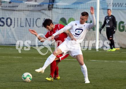 Fussball Kaerntner Liga. SAK gegen ATUS Ferlach.  Jurinic Andrej,  (SAK),   Martin Sustersic (Ferlach). Klagenfurt, am 18.4.2019.
Foto: Kuess
---
pressefotos, pressefotografie, kuess, qs, qspictures, sport, bild, bilder, bilddatenbank