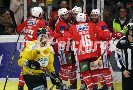 EBEL. Eishockey Bundesliga. KAC gegen	spusu Vienna Capitals. Torjubel Nicholas Eric Petersen, Martin Schumnig, Siim Liivik, Mitch Wahl, Patrick Harand (KAC). Klagenfurt, am 24.4.2019.
Foto: Kuess

---
pressefotos, pressefotografie, kuess, qs, qspictures, sport, bild, bilder, bilddatenbank