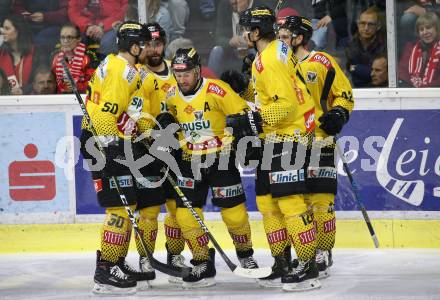 EBEL. Eishockey Bundesliga. KAC gegen	spusu Vienna Capitals.  Torjubel Rafael Rotter, Sondre Olden, Alex Wall, Mario Fischer, Riley Holzapfel (Vienna Capitals). Klagenfurt, am 24.4.2019.
Foto: Kuess

---
pressefotos, pressefotografie, kuess, qs, qspictures, sport, bild, bilder, bilddatenbank