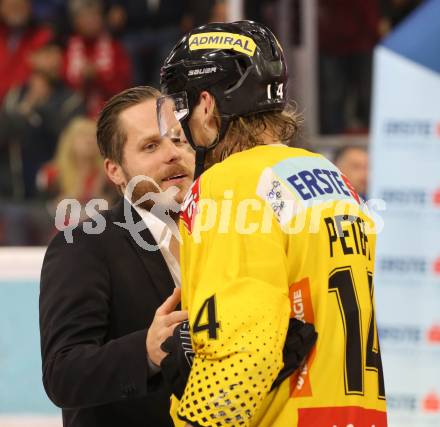 EBEL. Eishockey Bundesliga. KAC gegen	spusu Vienna Capitals.  Manuel Geier,  (KAC), Patrick Peter (Vienna Capitals). Klagenfurt, am 24.4.2019.
Foto: Kuess

---
pressefotos, pressefotografie, kuess, qs, qspictures, sport, bild, bilder, bilddatenbank