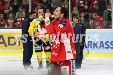 EBEL. Eishockey Bundesliga. KAC gegen	spusu Vienna Capitals. Meisterjubel  Patrick Harand (KAC). Klagenfurt, am 24.4.2019.
Foto: Kuess

---
pressefotos, pressefotografie, kuess, qs, qspictures, sport, bild, bilder, bilddatenbank