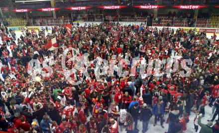 EBEL. Eishockey Bundesliga. KAC gegen	spusu Vienna Capitals. Meisterjubel  Fans (KAC). Klagenfurt, am 24.4.2019.
Foto: Kuess

---
pressefotos, pressefotografie, kuess, qs, qspictures, sport, bild, bilder, bilddatenbank