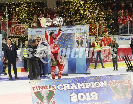 EBEL. Eishockey Bundesliga. KAC gegen	spusu Vienna Capitals. Meisterjubel  David Joseph Fischer (KAC). Klagenfurt, am 24.4.2019.
Foto: Kuess

---
pressefotos, pressefotografie, kuess, qs, qspictures, sport, bild, bilder, bilddatenbank