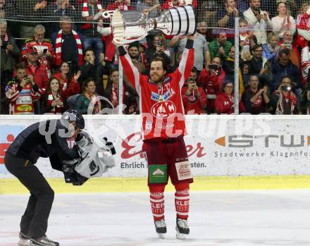 EBEL. Eishockey Bundesliga. KAC gegen	spusu Vienna Capitals. Meisterjubel  thomas Hundertpfund (KAC). Klagenfurt, am 24.4.2019.
Foto: Kuess

---
pressefotos, pressefotografie, kuess, qs, qspictures, sport, bild, bilder, bilddatenbank