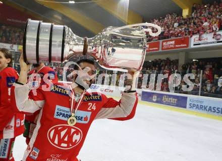 EBEL. Eishockey Bundesliga. KAC gegen	spusu Vienna Capitals. Meisterjubel  Steven Strong (KAC). Klagenfurt, am 24.4.2019.
Foto: Kuess

---
pressefotos, pressefotografie, kuess, qs, qspictures, sport, bild, bilder, bilddatenbank