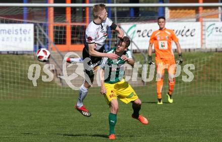 Fussball. Regionalliga. WAC Amateure gegen UVB Voecklamarkt. Raphael Schifferl, (WAC), Alexander Froeschl  (Voecklamarkt). Wolfsberg, 20.4.2019.
Foto: Kuess
---
pressefotos, pressefotografie, kuess, qs, qspictures, sport, bild, bilder, bilddatenbank