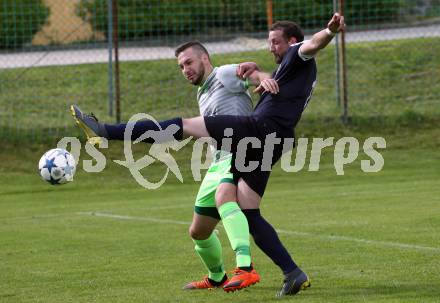 Fussball 2. Klasse C. Himmelberg gegen Gurk. Bernhard Peter Wastl, (Himmelberg), Maximilian Lattacher  (Gurk). Himmelberg, am 27.4.2019.
Foto: Kuess
---
pressefotos, pressefotografie, kuess, qs, qspictures, sport, bild, bilder, bilddatenbank