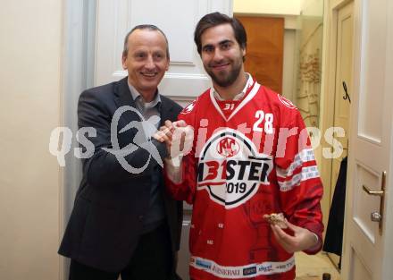EBEL. Eishockey Bundesliga. Meisterfeier KAC.   Dr. Roman Schellander, Martin Schumnig. Klagenfurt, am 29.4.2019.
Foto: Kuess
---
pressefotos, pressefotografie, kuess, qs, qspictures, sport, bild, bilder, bilddatenbank