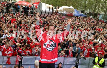 EBEL. Eishockey Bundesliga. Meisterfeier KAC.   Manuel Geier. Klagenfurt, am 29.4.2019.
Foto: Kuess
---
pressefotos, pressefotografie, kuess, qs, qspictures, sport, bild, bilder, bilddatenbank