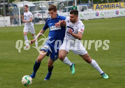 Fussball Kaerntner Liga. SAK gegen ATSV Wolfsberg. Daniel Camber,  (SAK), Thomas Heine (Wolfsberg). Klagenfurt, am 3.5.2019. 
Foto: Kuess
---
pressefotos, pressefotografie, kuess, qs, qspictures, sport, bild, bilder, bilddatenbank