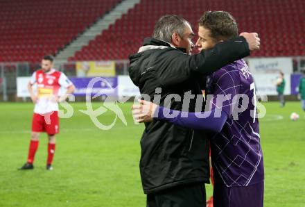 Fussball. 2. Liga. âSK Austria Klagenfurt gegen KSV 1919. Jubel Trainer Robert Micheu, Benedikt Pichler (Klagenfurt). Klagenfurt, 3.5.2019.
Foto: Kuess
---
pressefotos, pressefotografie, kuess, qs, qspictures, sport, bild, bilder, bilddatenbank