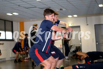 Fussball. 2. Liga. âSK Austria Klagenfurt. Training.  Marc Ortner, Scott Kenney. Klagenfurt, 26.2.2019.
Foto: Kuess
---
pressefotos, pressefotografie, kuess, qs, qspictures, sport, bild, bilder, bilddatenbank